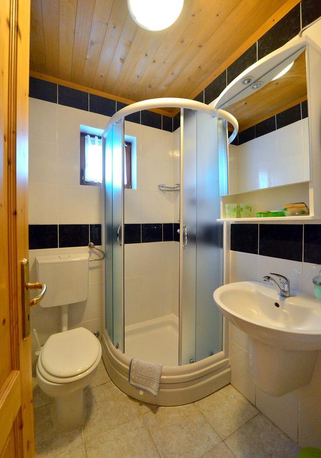 Kod Korita Rooms スリ・ルー エクステリア 写真